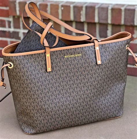 michael kors jet set tote